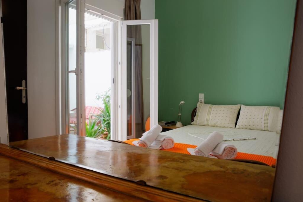 Renovated, Open And Functional Old City House Iraklio Exterior foto
