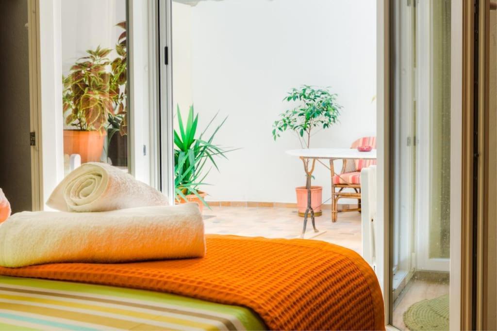Renovated, Open And Functional Old City House Iraklio Exterior foto