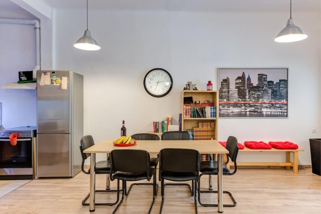 Renovated, Open And Functional Old City House Iraklio Exterior foto